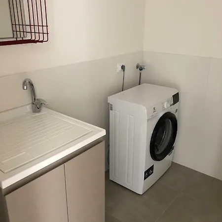 Dama 201 Apartment *