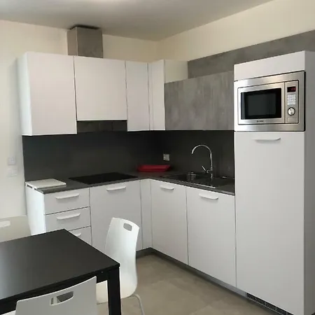 Dama 201 Apartment